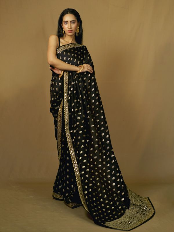 Black Banarsi Saree With Golden Emroidery